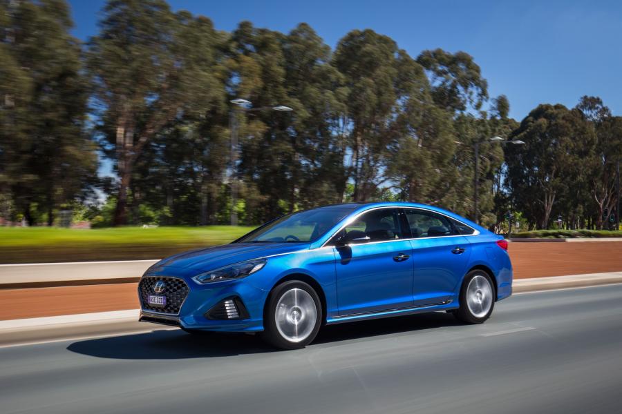  Hyundai Sonata 2.0T Premium (LF) 2017 года  (AU) (фото 23 из 30)